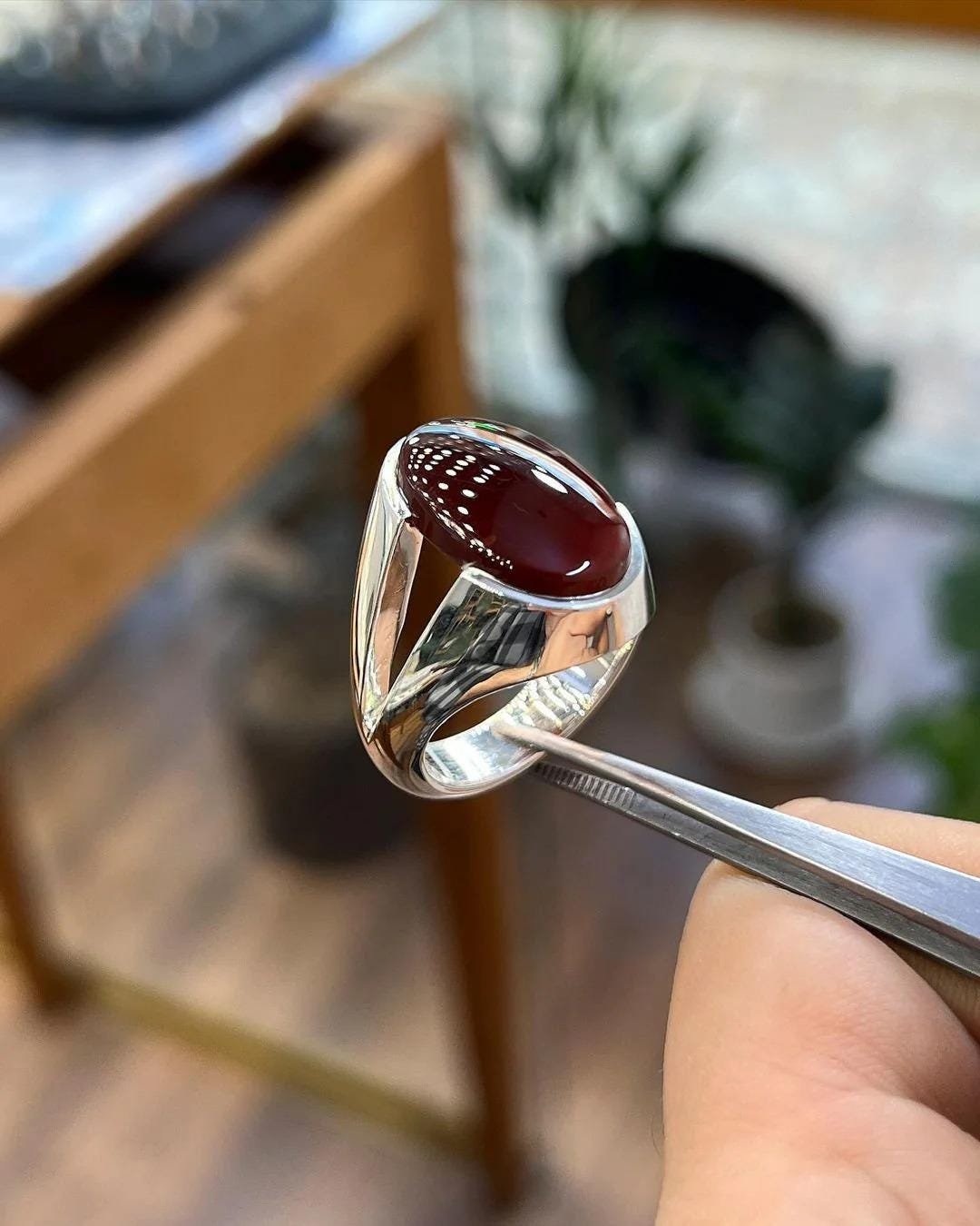 Red Yemeni Aqeeq Ring for Men: Handmade 925 Sterling Silver - Image 10