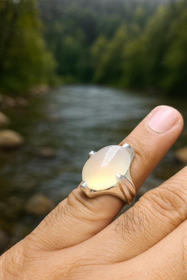 Handcrafted White Agate Aqeeq Ring: 925 Sterling Silver Islamic Mens Ring - Image 2
