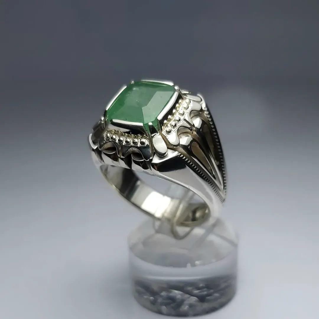 Natural Emerald Ring for women | Oval Green Gemstone Ring | Handmade 925 Sterling Silver Ring | Vintage Boho Statement Ring | Birthstone - Image 2