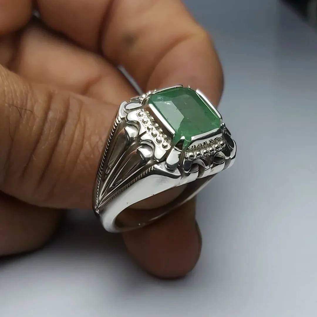 Natural Emerald Ring for women | Oval Green Gemstone Ring | Handmade 925 Sterling Silver Ring | Vintage Boho Statement Ring | Birthstone - Image 3