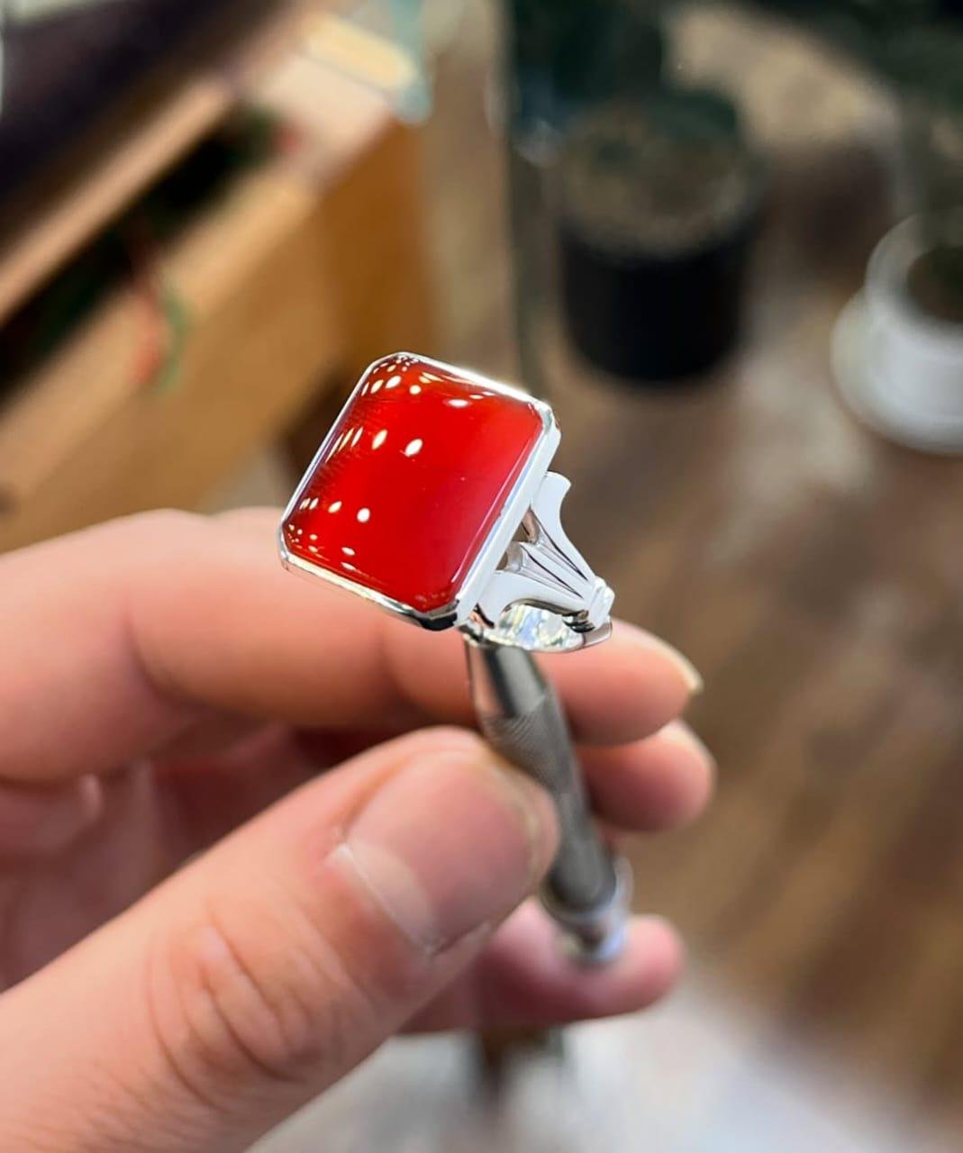 Handmade Red Yemeni Aqeeq Ring: 925 Sterling Silver Islamic Jewelry - Image 3