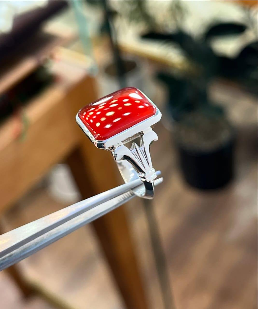 Handmade Red Yemeni Aqeeq Ring: 925 Sterling Silver Islamic Jewelry - Image 2