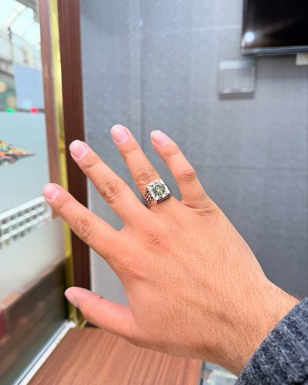 Oxidized Sterling Silver Men's Ring: 5 Carat Green Stone, Ottoman Style - Image 3