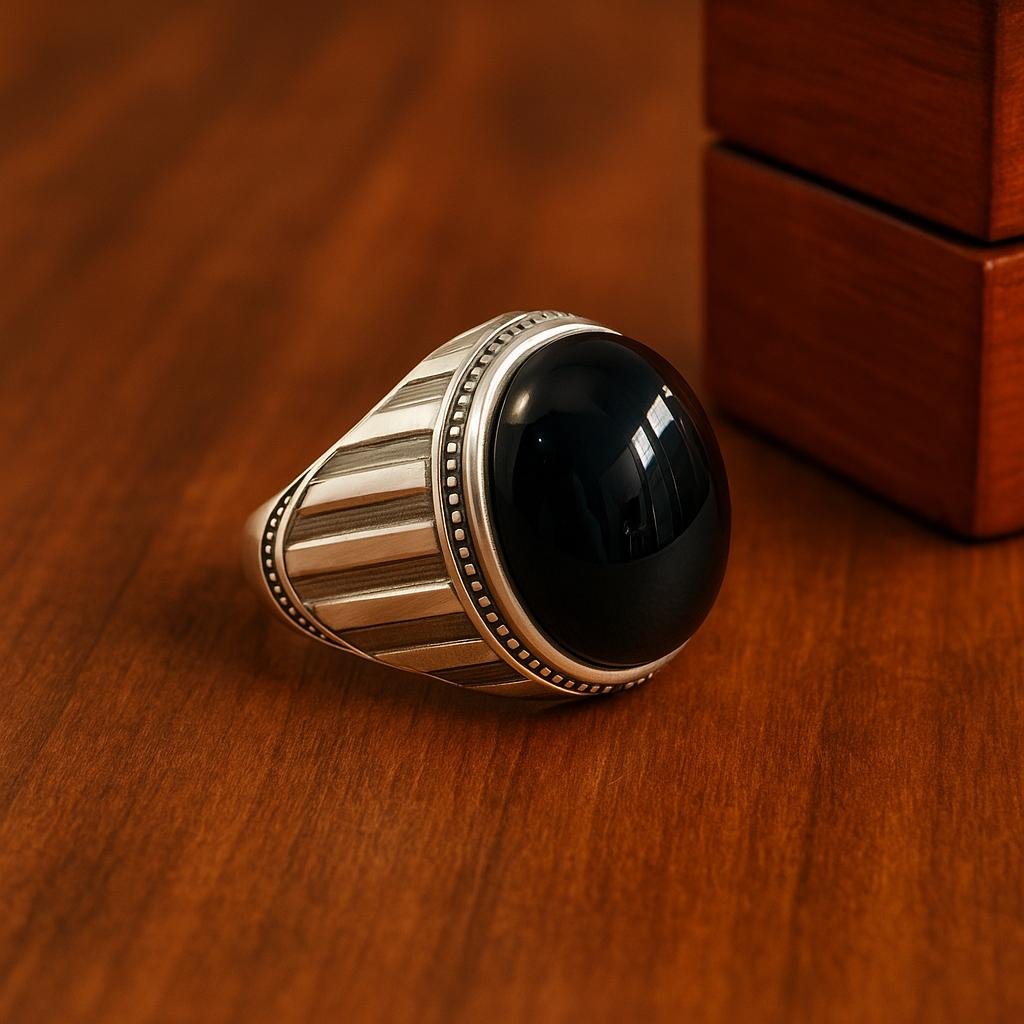 Handmade Black Yemeni Aqeeq Ring: Sterling Silver Islamic Agate