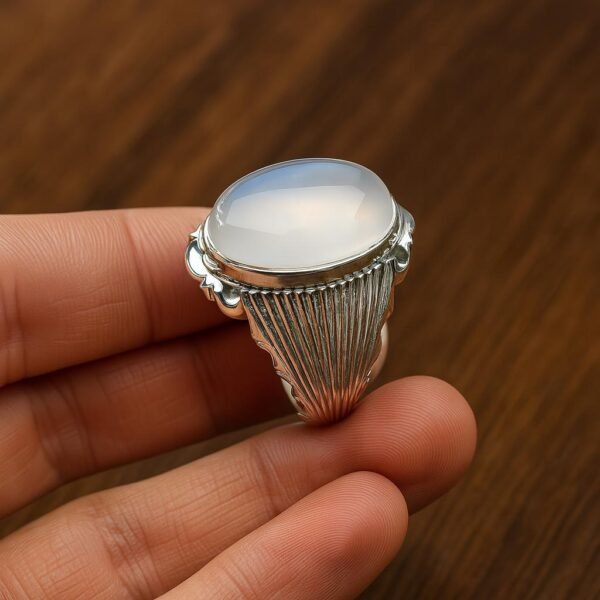 Rainbow Moonstone Ring: Handmade 925 Sterling Silver Gemstone - Image 2
