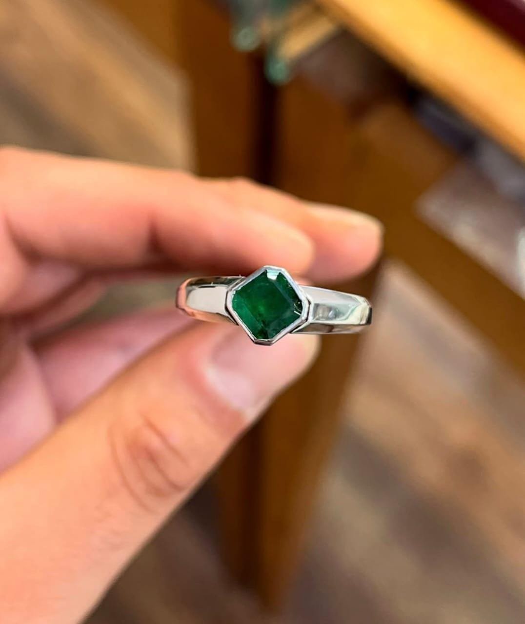 Handmade Emerald Ring: 925 Sterling Silver May Birthstone - Image 5