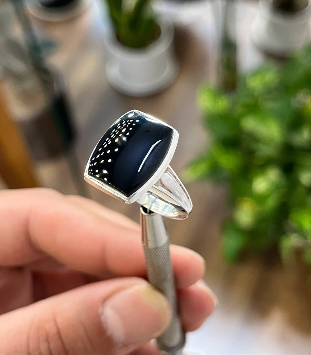 Handmade Square Black Agate Ring: 925 Sterling Silver Minimalist Design - Image 2