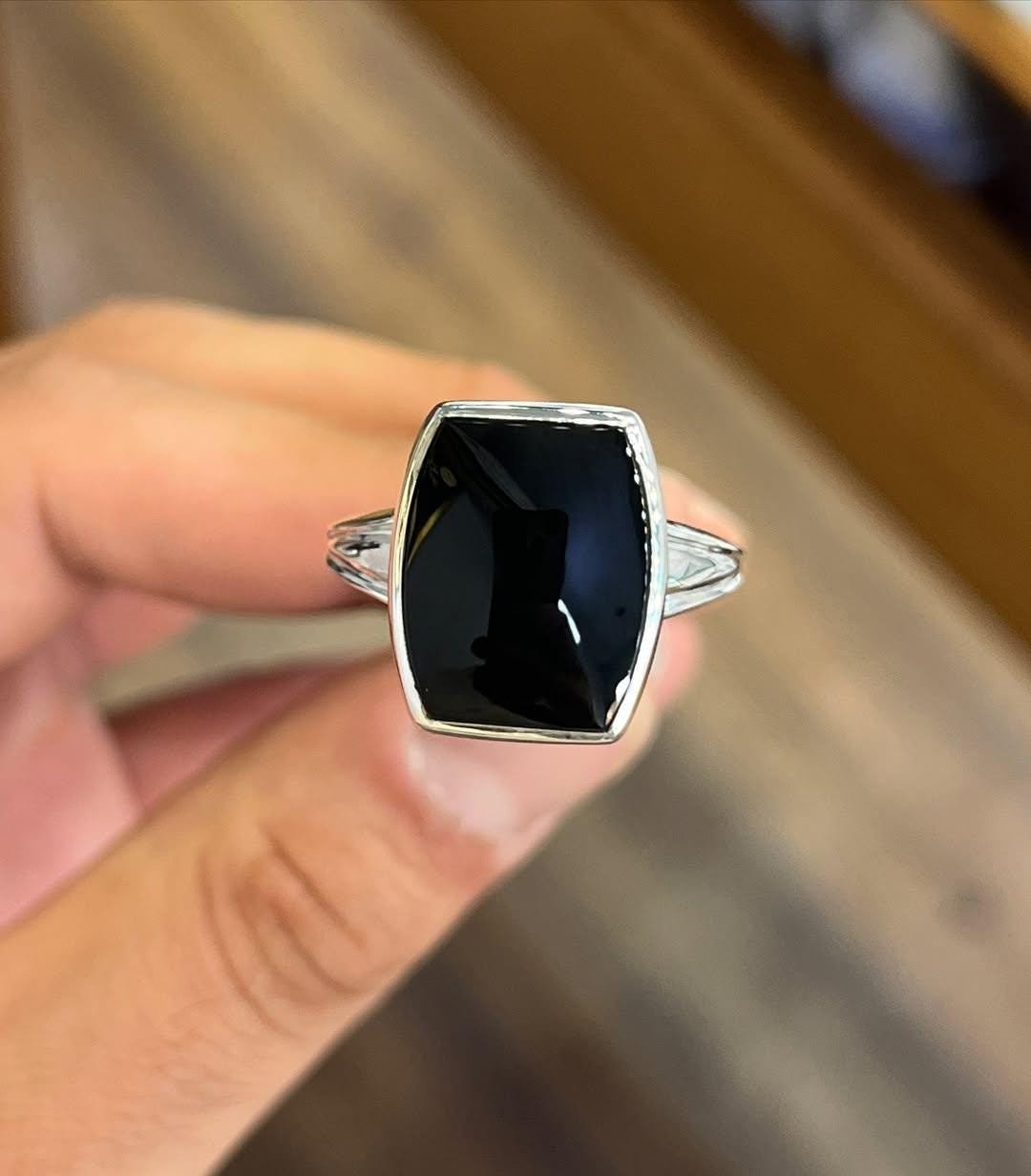 Handmade Square Black Agate Ring: 925 Sterling Silver Minimalist Design - Image 5