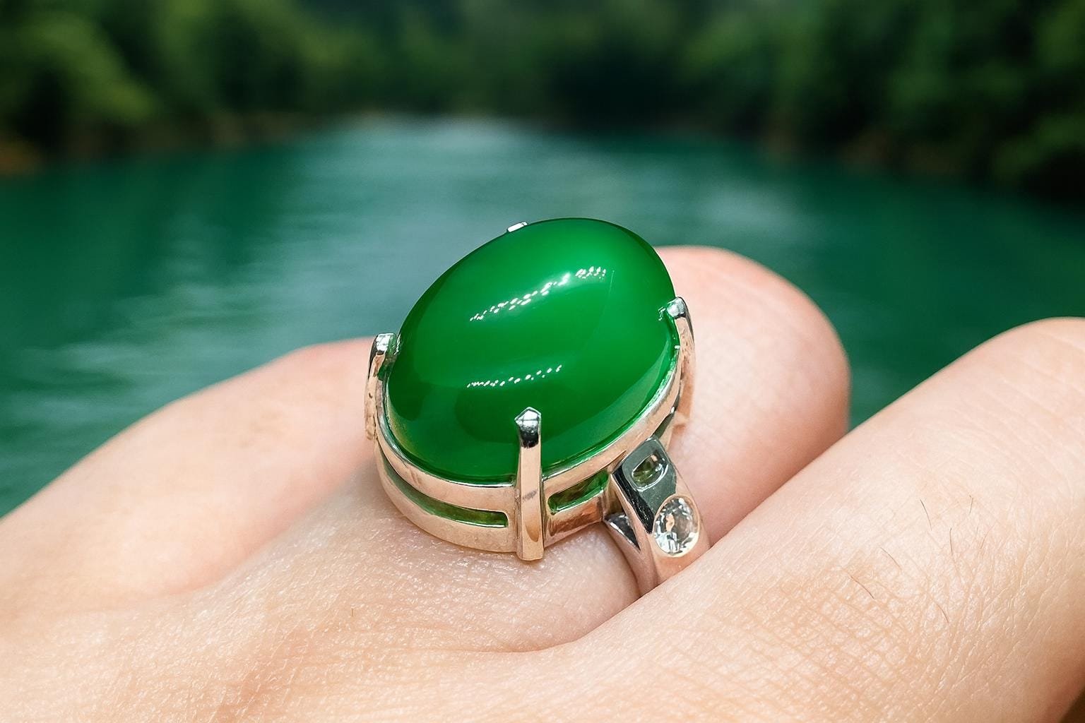 Yemeni Green Agate Ring: Handmade 925 Sterling Silver Sabz Aqeeq - Image 7