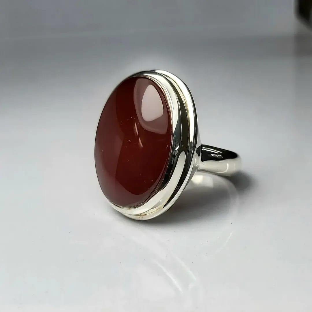 Handmade Dark Red Agate Sterling Silver Ring: Yemeni Aqeeq Jewelry - Image 3