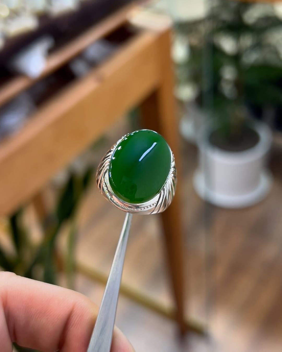 Green Agate Ring: Sterling Silver Band - Handmade Sabz Aqeeq - Image 3