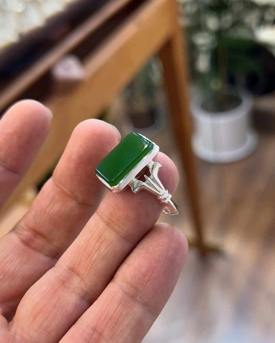 Green Agate Ring: Handmade 925 Sterling Silver Sabz Aqeeq Statement