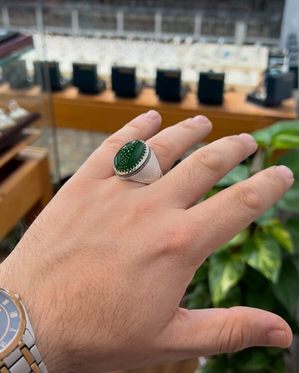 Men's Green Agate Ring: Sterling Silver Sabz Aqeeq Crown Bezel - Image 4