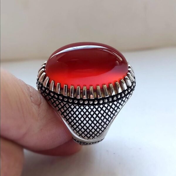 Red Agate Sterling Silver Signet Ring: Vintage Carnelian Gemstone - Image 4