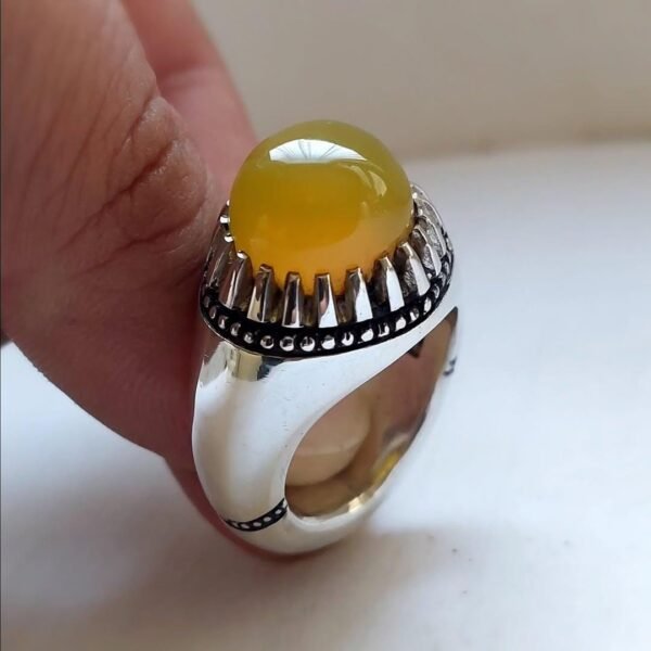 Yellow Agate Sterling Silver Signet Ring: Vintage-Inspired Healing Stone - Image 9
