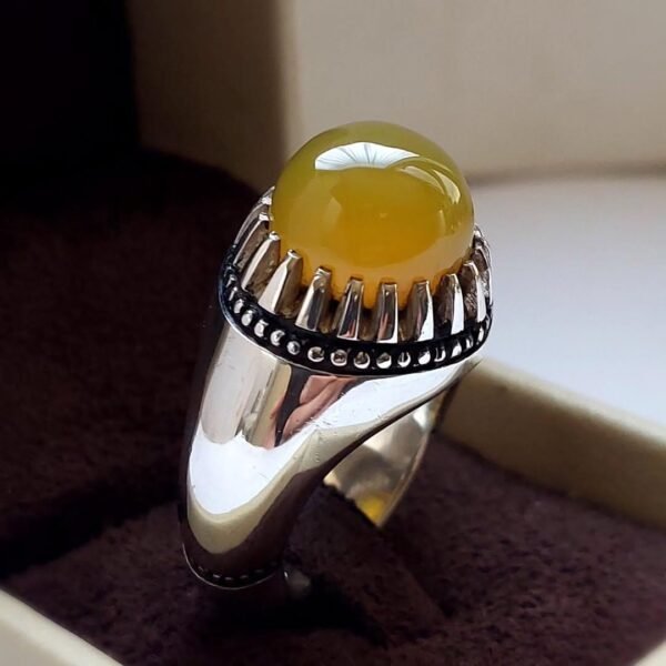 Yellow Agate Sterling Silver Signet Ring: Vintage-Inspired Healing Stone - Image 2