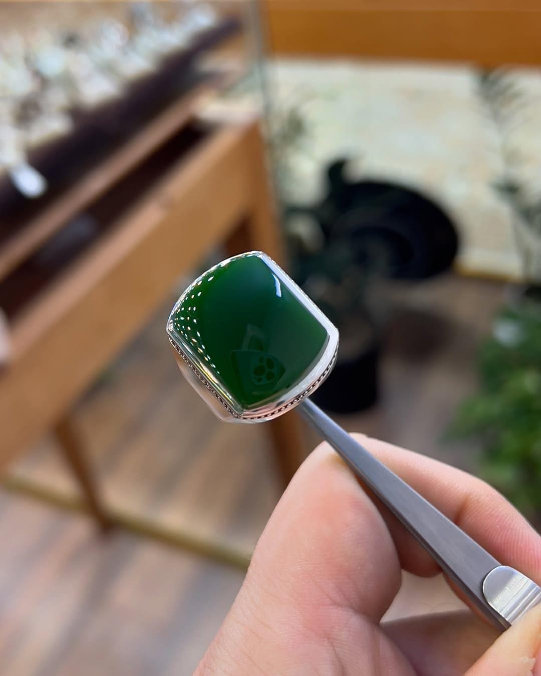 Green Agate Sterling Silver Ring: Handmade Yemeni Aqeeq Statement - Image 4