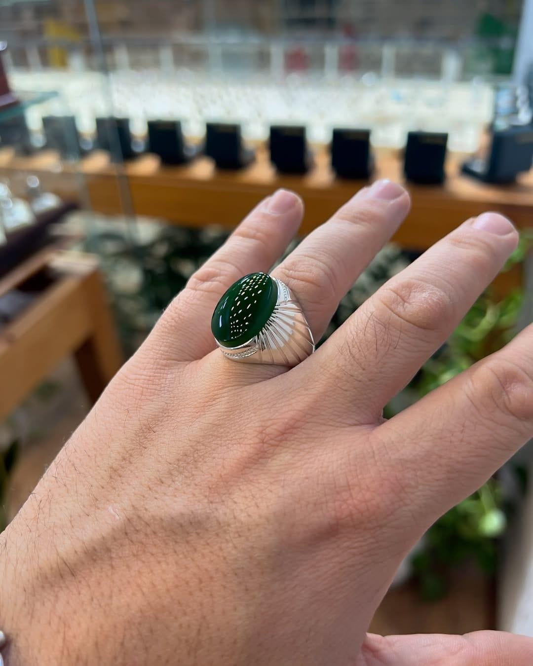 Green Agate Ring: Sterling Silver Band - Handmade Sabz Aqeeq - Image 5