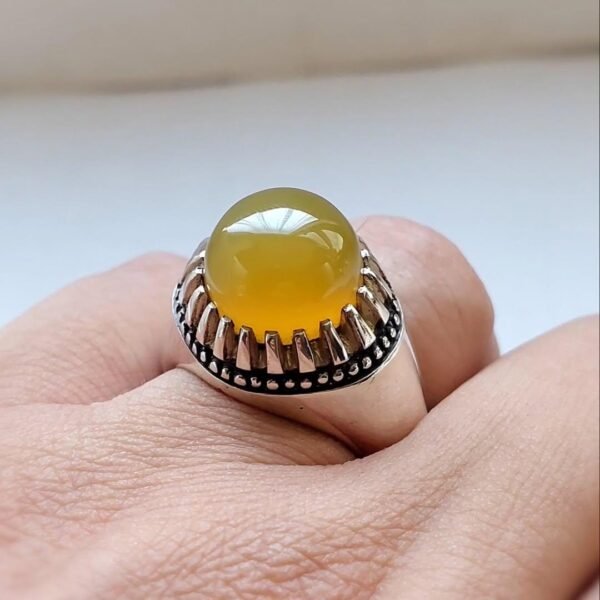 Yellow Agate Sterling Silver Signet Ring: Vintage-Inspired Healing Stone - Image 3