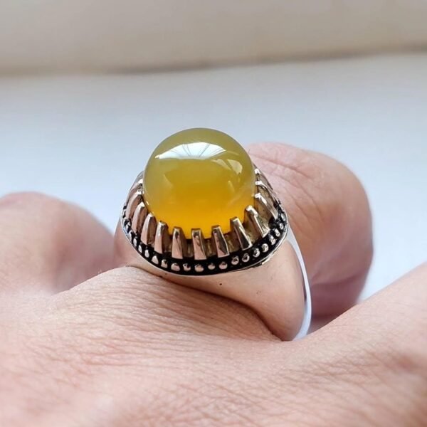 Yellow Agate Sterling Silver Signet Ring: Vintage-Inspired Healing Stone