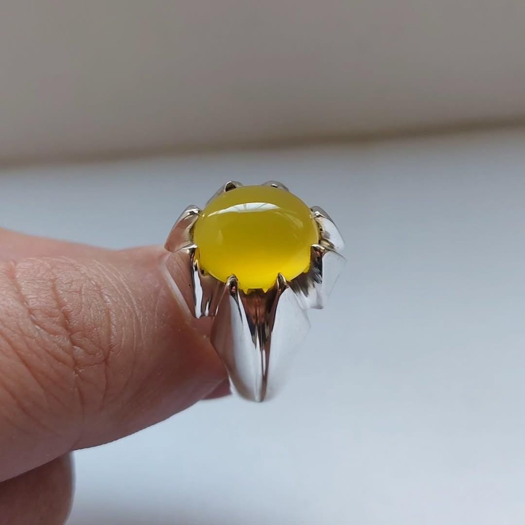 Yellow Agate Statement Ring: Handmade Silver Unisex Healing Crystal - Image 4