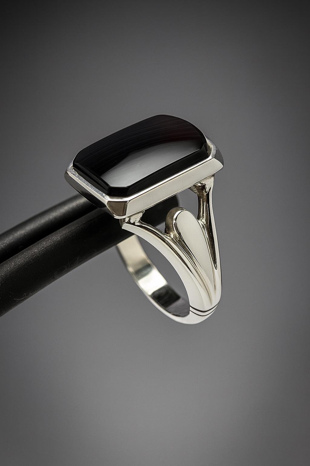 Handmade Yemeni Aqeeq Agate Ring: 925 Sterling Silver Islamic Jewelry