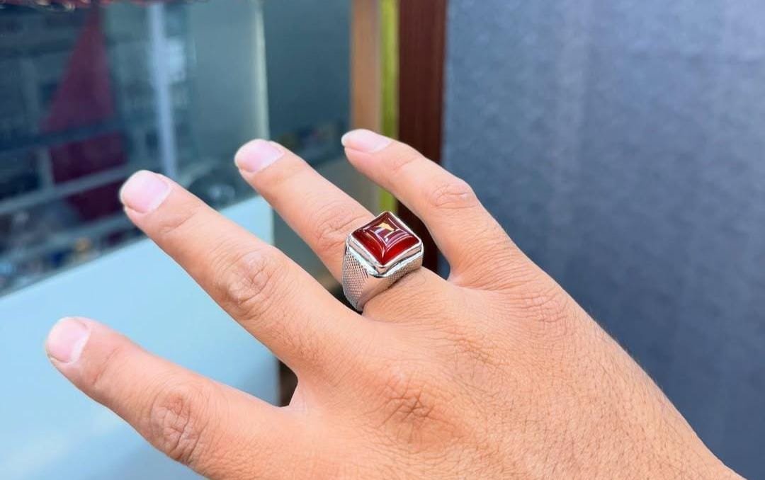 Engraved Sterling Silver Yemeni Aqeeq Ring: Islamic Red Agate Signet - Image 5