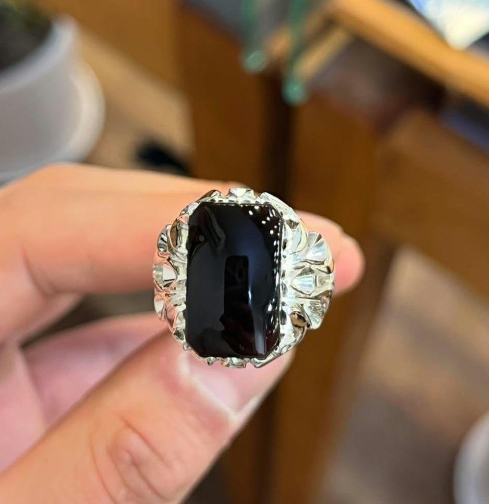 Handmade Black Agate Aqeeq Ring: Sterling Silver Islamic Jewelry - Image 3