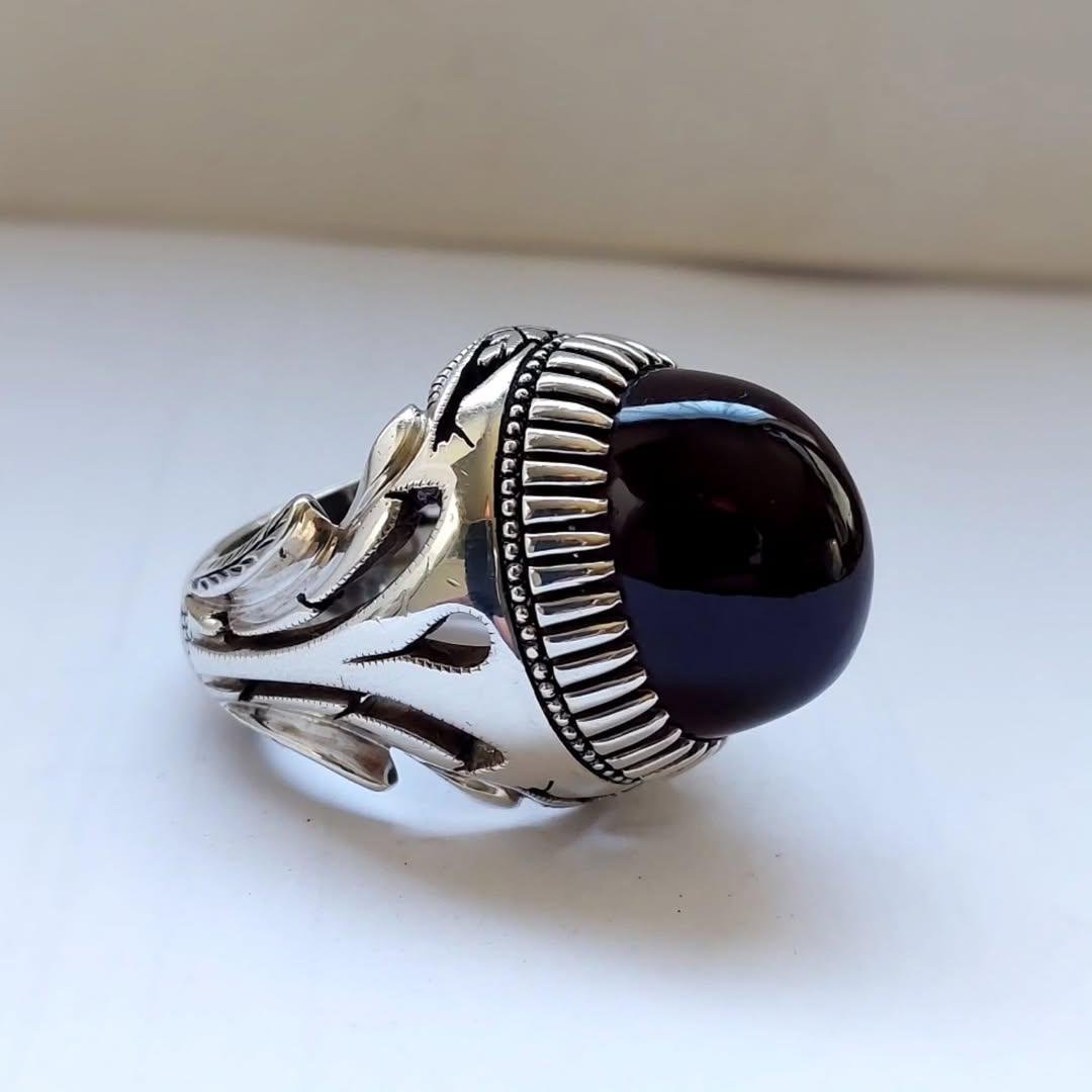 Black Agate Aqeeq Ring for Men: Sterling Silver Islamic Jewelry - Image 3