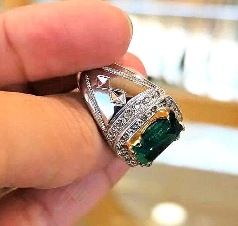 Lab Grown Emerald Sterling Silver Ring | Handcrafted Engraved Design - Image 2
