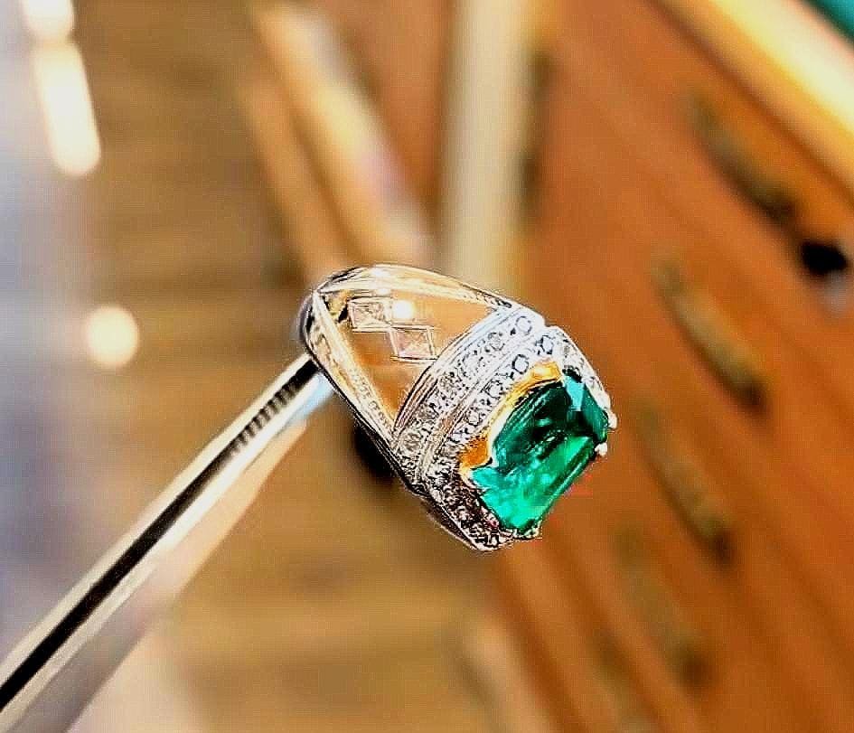Lab Grown Emerald Sterling Silver Ring | Handcrafted Engraved Design - Image 6
