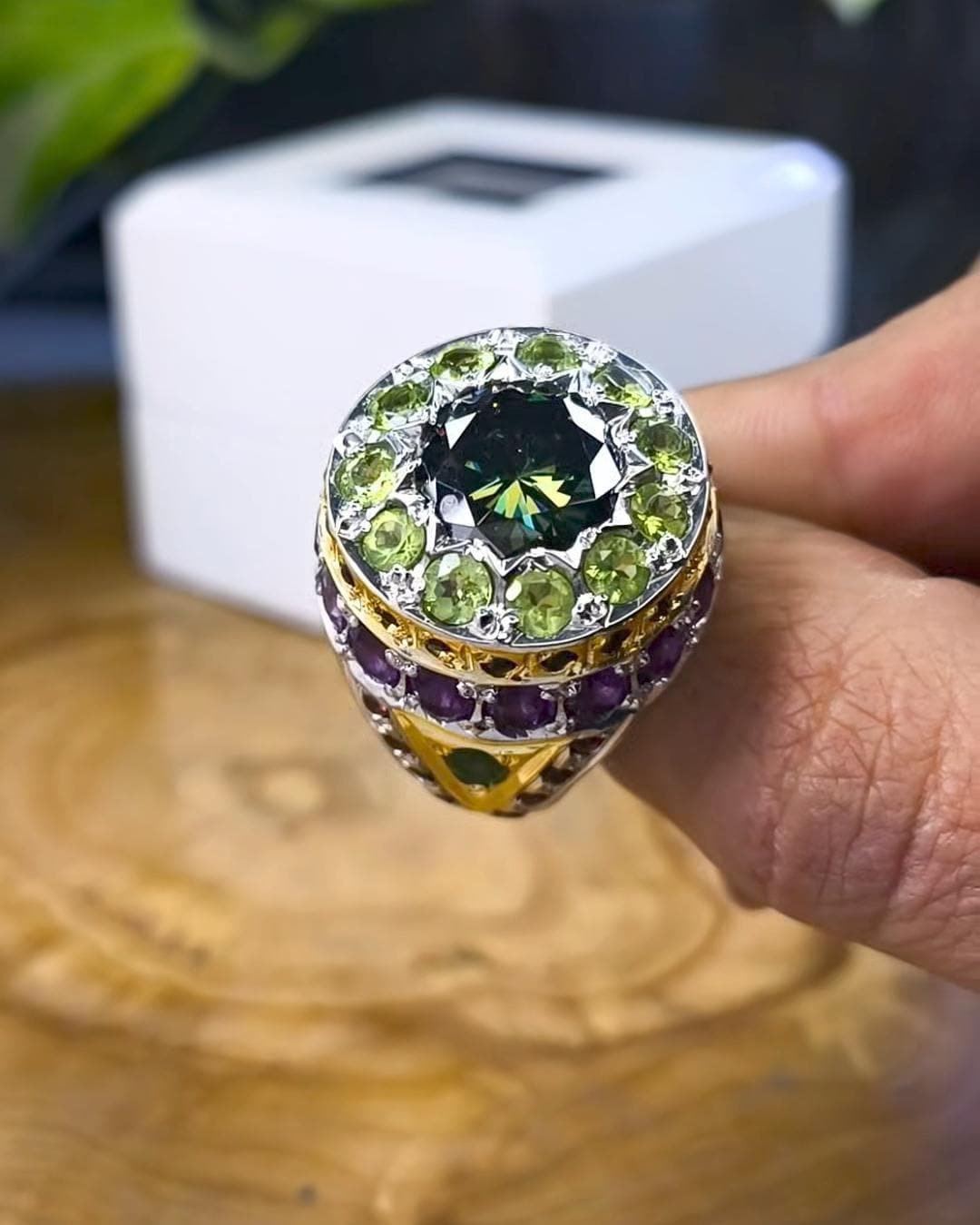 Handmade Dark Green Moissanite Sterling Silver Ring - Image 4