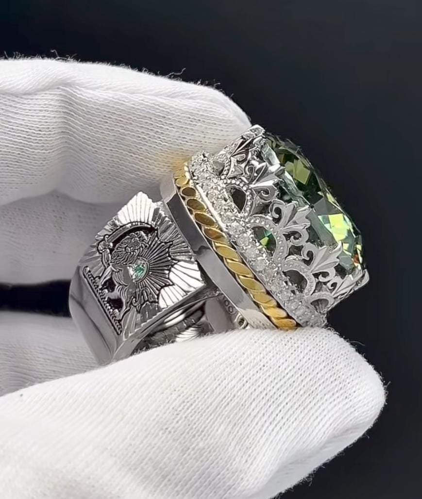 Green Moissanite 925 Silver Engagement Ring, Round Lab Diamond - Image 2