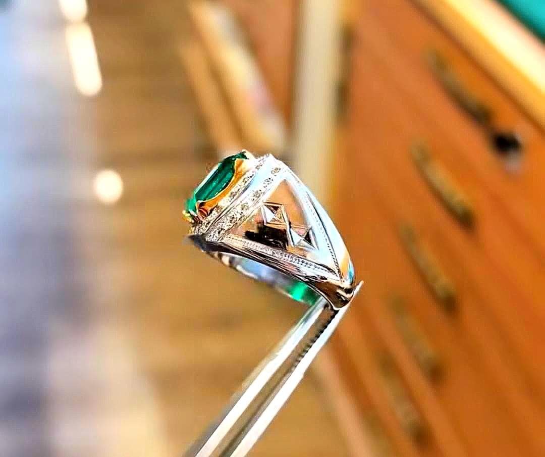 Lab Grown Emerald Sterling Silver Ring | Handcrafted Engraved Design - Image 4