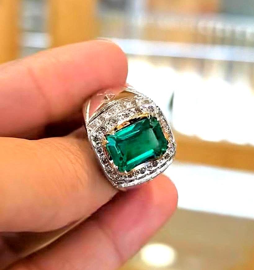 Lab Grown Emerald Sterling Silver Ring | Handcrafted Engraved Design - Image 5