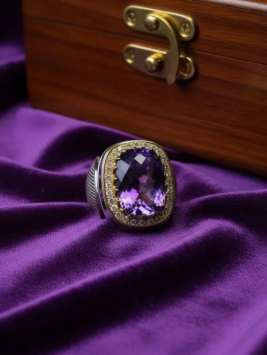 Amethyst Men Silver Ring with gold accents: Gift for boyfriend - Image 4