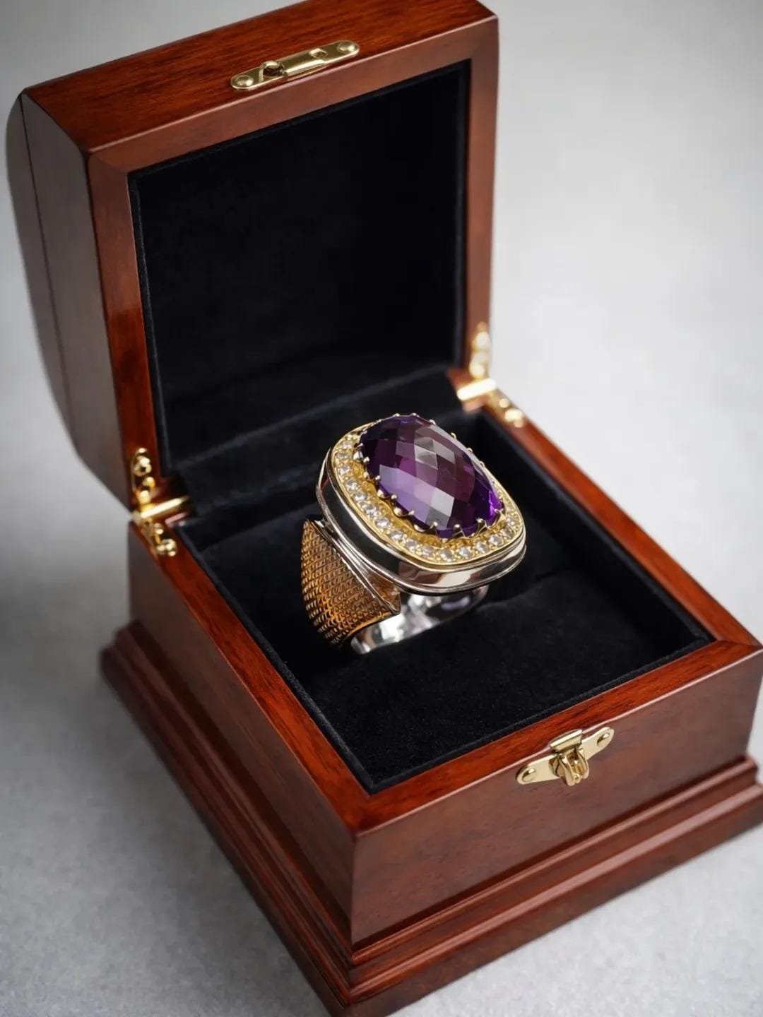 Amethyst Men Silver Ring with gold accents: Gift for boyfriend - Image 2