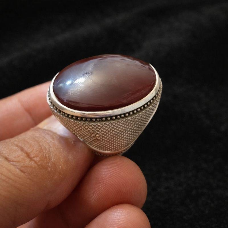 Red Maroon Aqeeq Statement Signet for Men Handmade Silver Design - Image 2