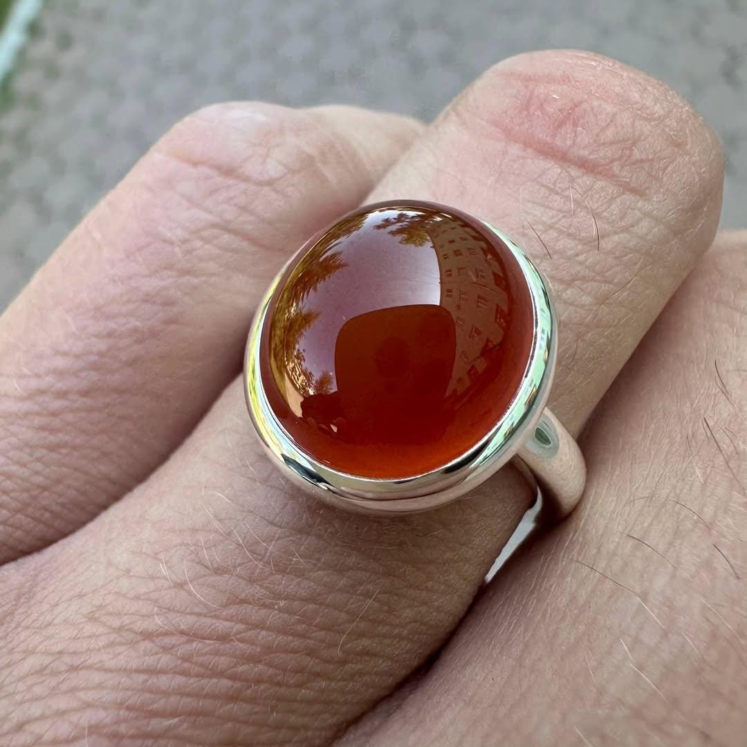 Red Aqeeq Agate Ring for Men in 925 Sterling Silver - Image 3
