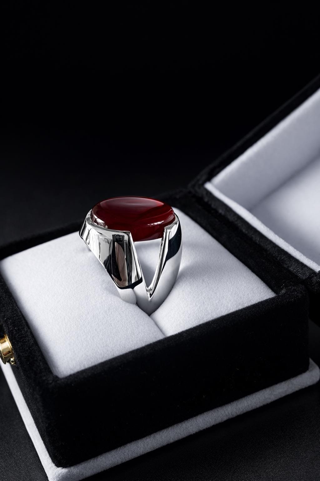 Red Yemeni Agate aqeeq Ring Silver handmade ring for men women - Image 2