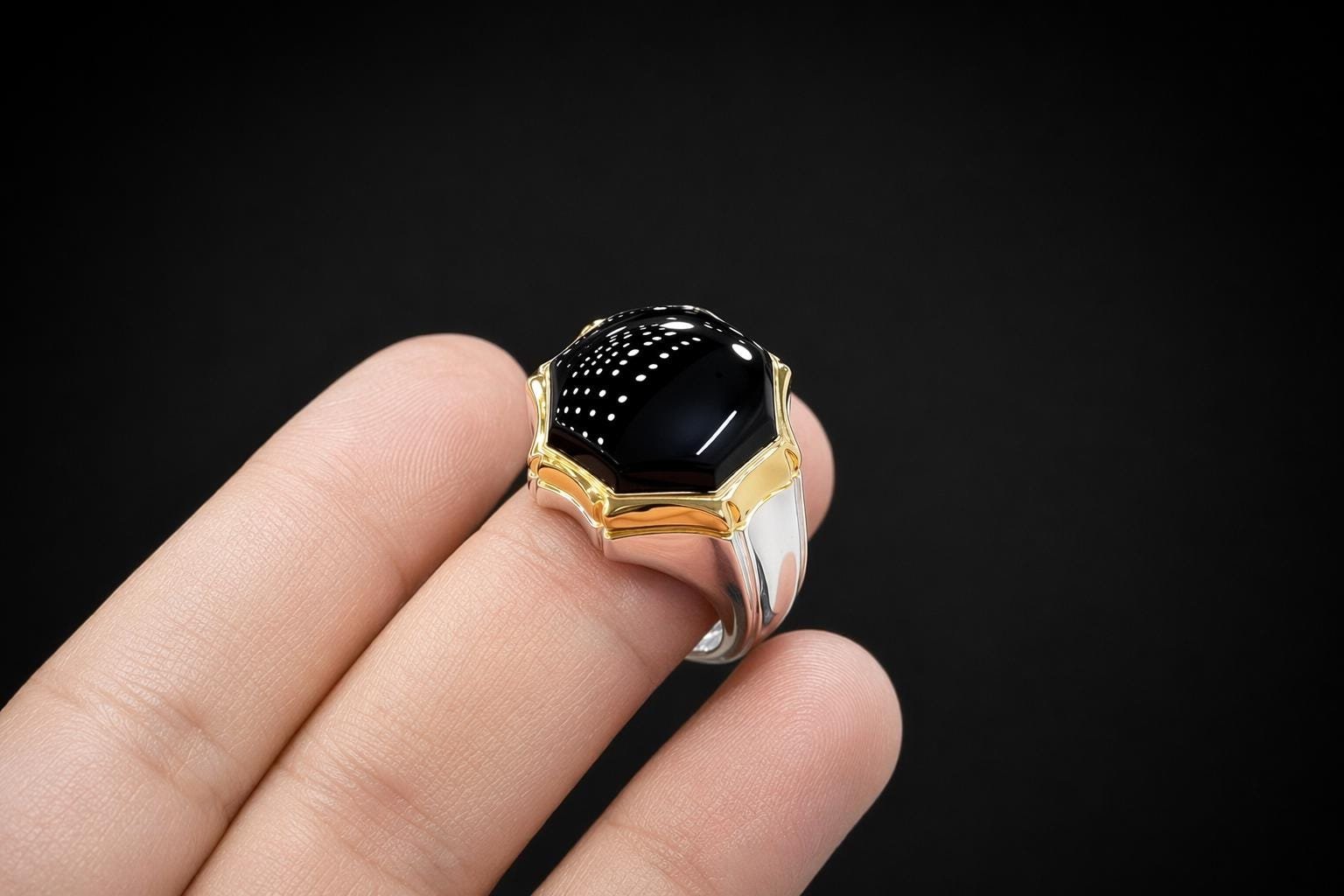 Sterling Silver Black Agate Signet Ring: Islamic Engraved Men's Band - Image 5