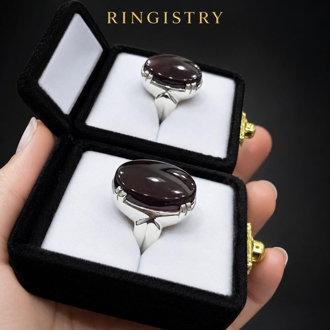 Men's Dark Brown Yemeni Agate Signet Ring, Vintage Islamic Silver Statement Band - Image 3